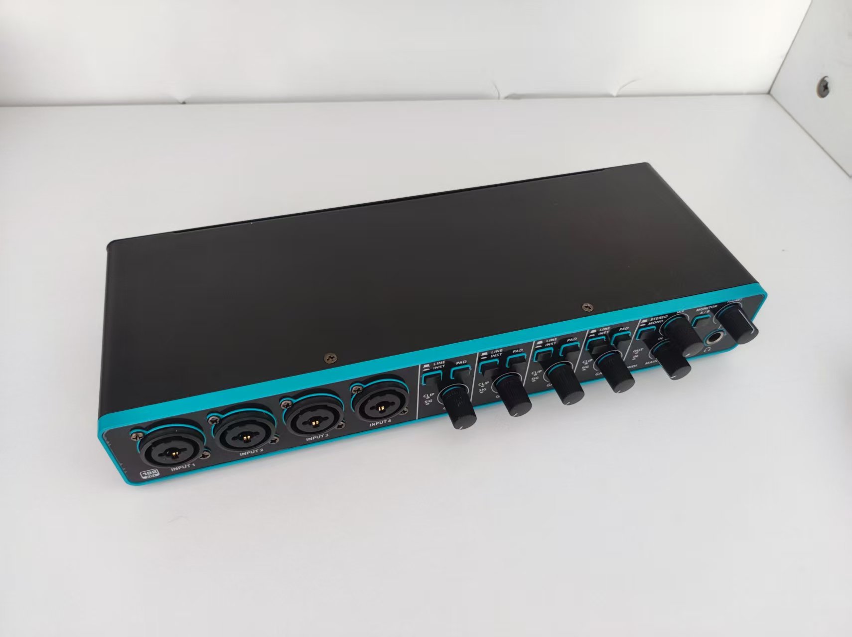 Antarmuka audio USB profesiona - Studio Audio Interface With 48V Phantom ulasan dan harga